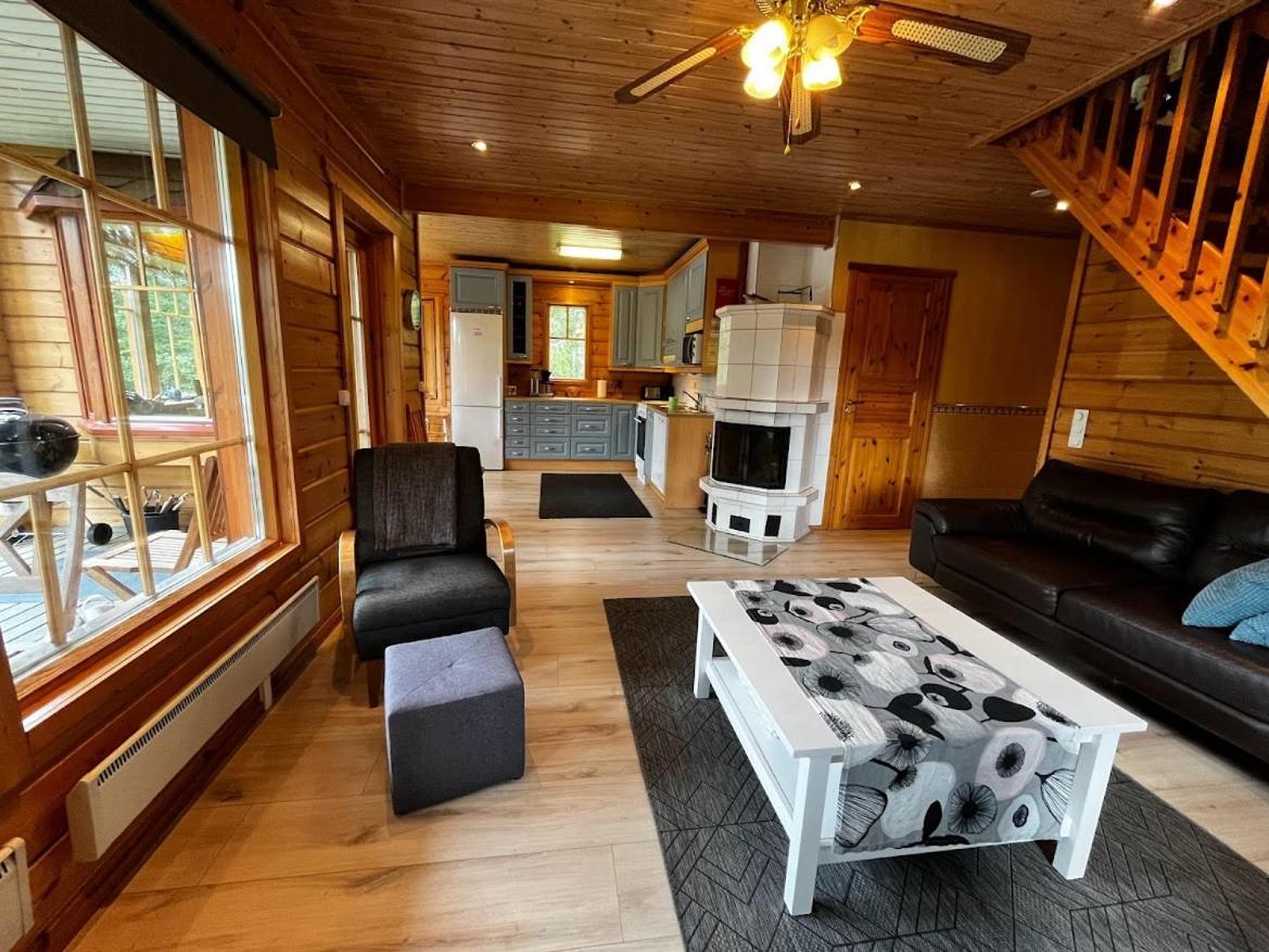 Keskikosken Lomamoekit Venajanjarvi Exteriér fotografie