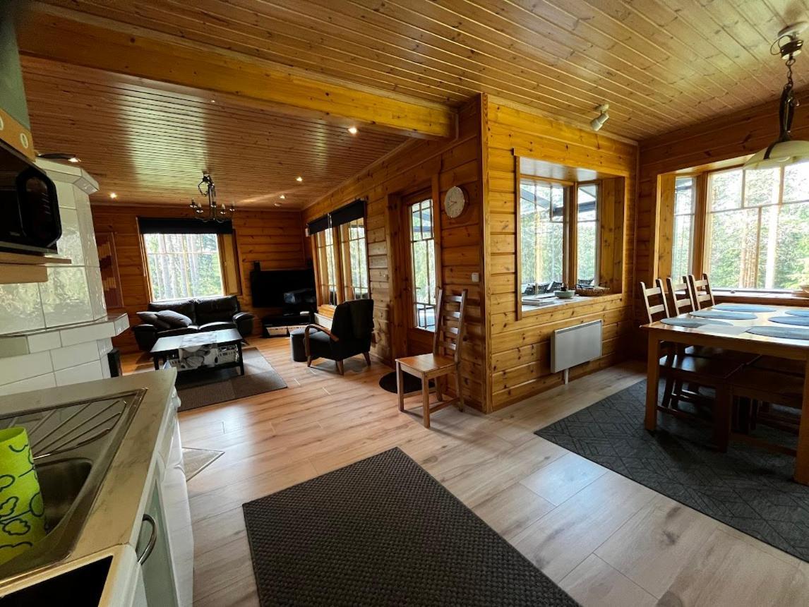 Keskikosken Lomamoekit Venajanjarvi Exteriér fotografie